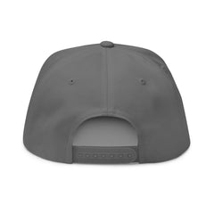 Cappello con visiera piatta