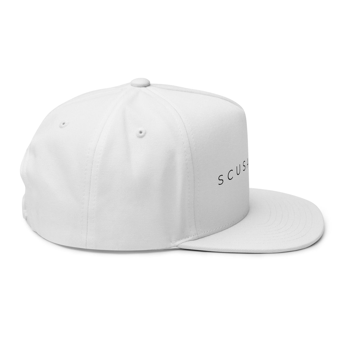 Cappello con visiera piatta